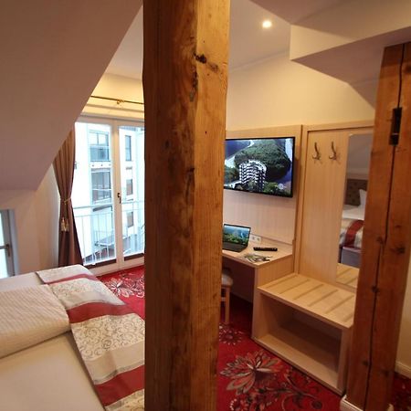 מרציג Hotel Stadtvilla Laux מראה חיצוני תמונה