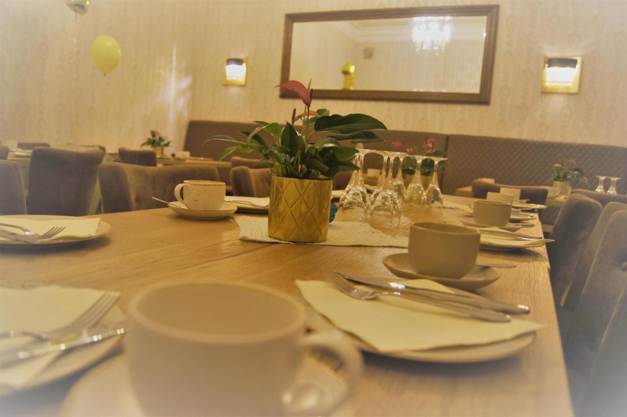 מרציג Hotel Stadtvilla Laux מראה חיצוני תמונה